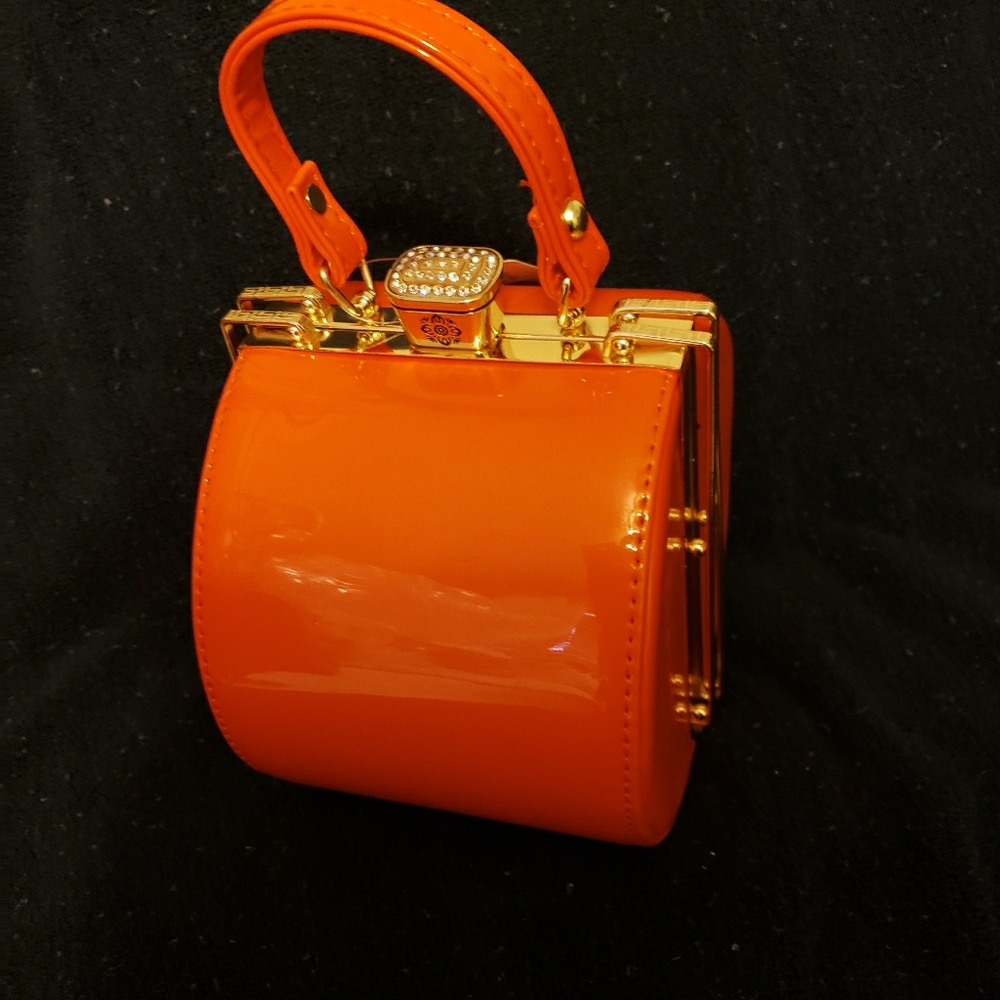 Round Handbag